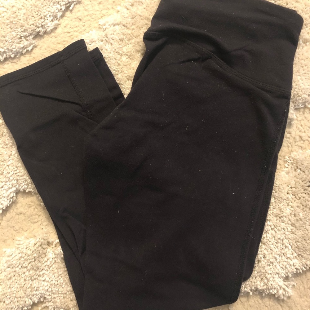Women’s black Athleta crop leggings -XXS